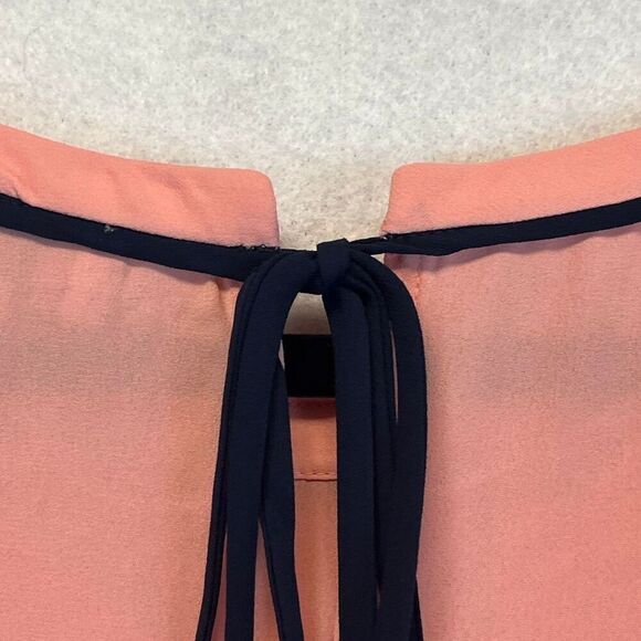 LOFT Blouse Size Large Pink Black Trim Tie Neck Sleeveless Top Crew Neck Pretty - Picture 11 of 11